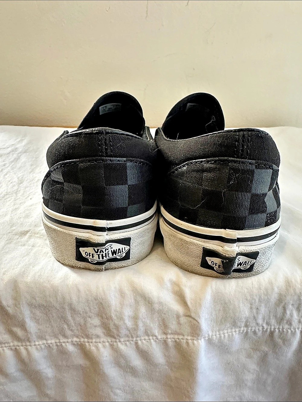 Vans Classic Slip-On Checkerboard Sneakers Black & Black US 8.5 Women - Picture 4 of 7